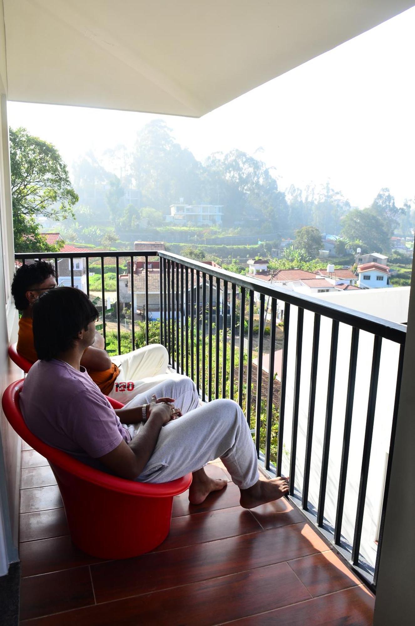Dusk & Dawn Villa Kodaikanal Exterior photo
